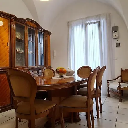 Apartment Palazzotto La Volta - *