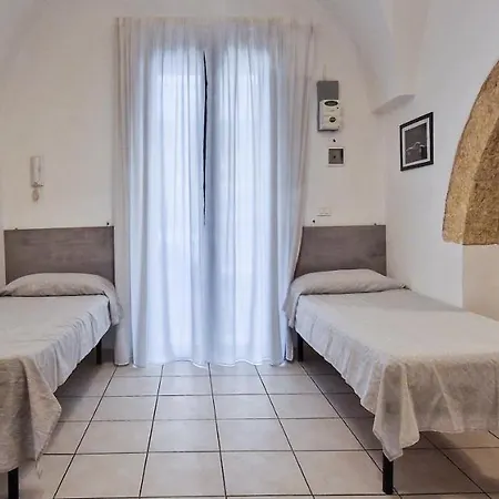 Palazzotto La Volta -